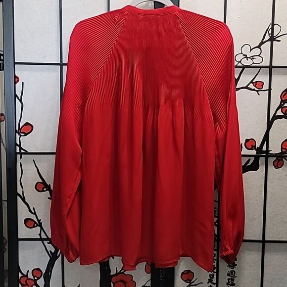 Lauren Ralph Lauren Lush Red Pleated Blouse - Picture 5 of 5